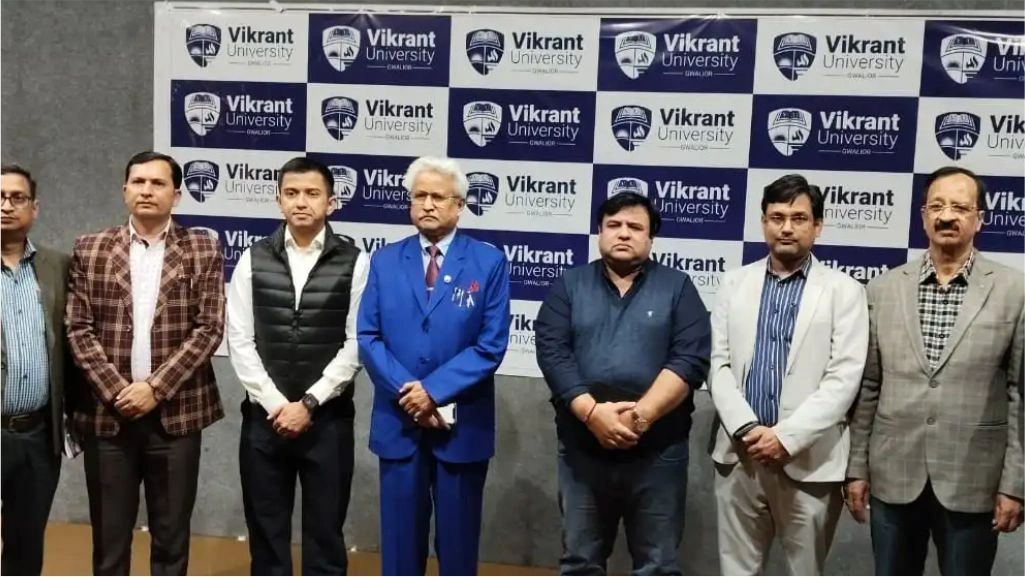 Prof. (Dr.) Amarika Singh Guides Students During Enthusiastic Constitution Day Celebration at Vikrant University, Gwalior