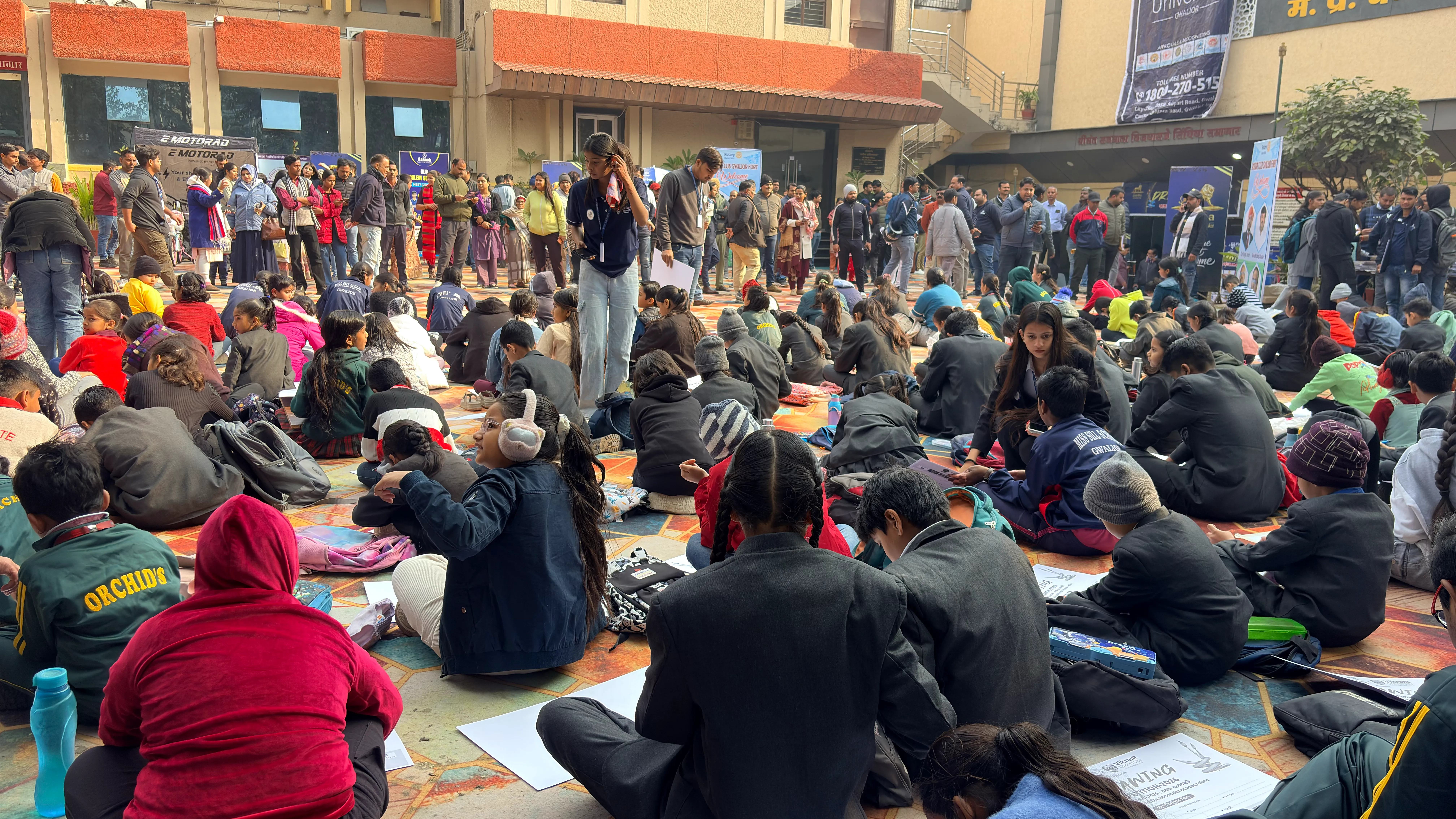 Vikrant University Promotes Environmental Awareness Through Art